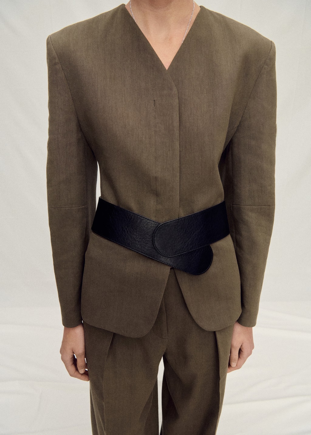 Seamless linen suit blazer