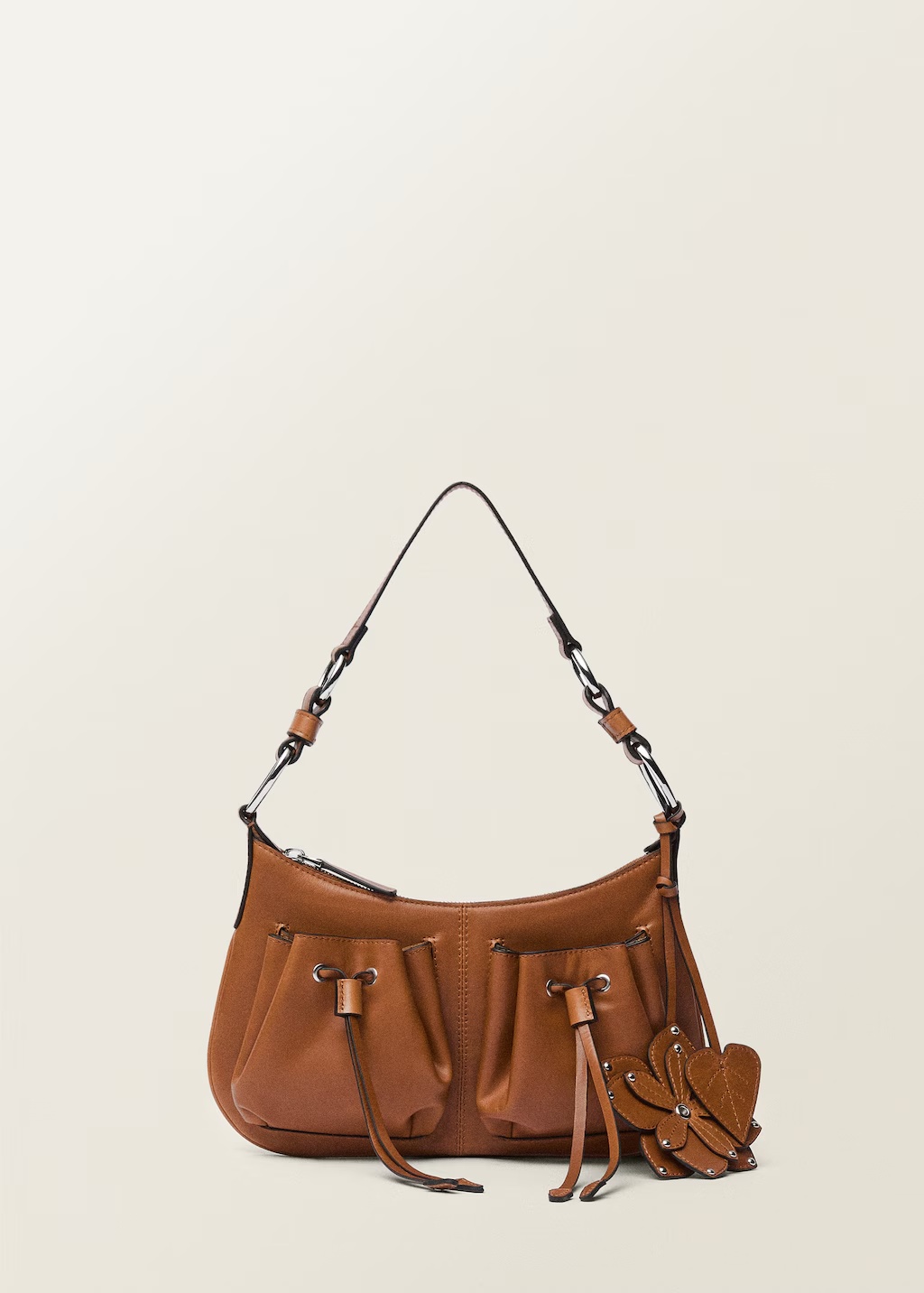 Leather shoulder bag with gathered pockets 3 Leather shoulder bag with gathered pockets