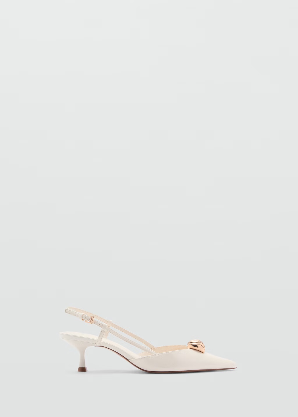 High-heeled shoes with metallic detail